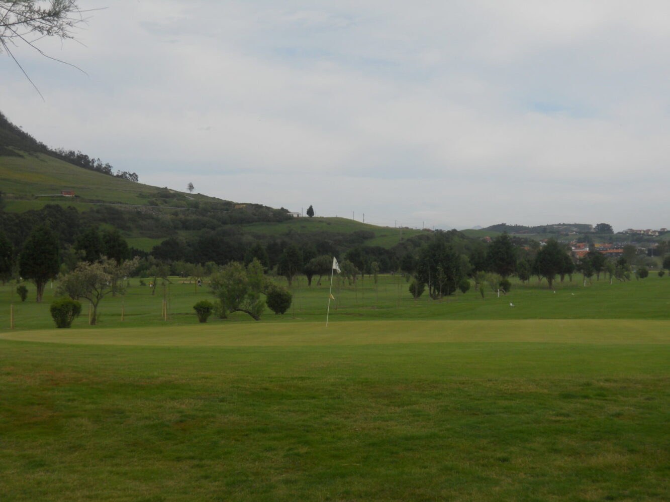 Vista de otro hoyo de Golf Abra del Pas