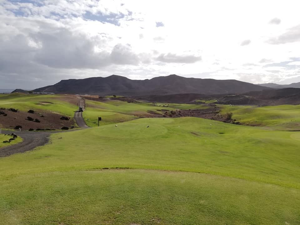 Vista de otro hoyo de Las Playitas Golf